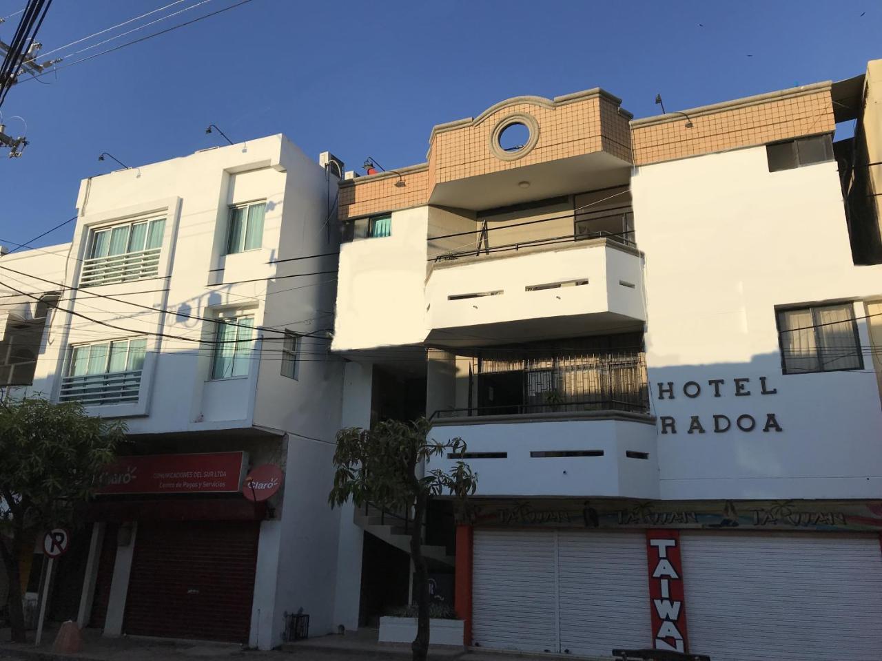 Hotel Radoa El Banco  Exteriör bild