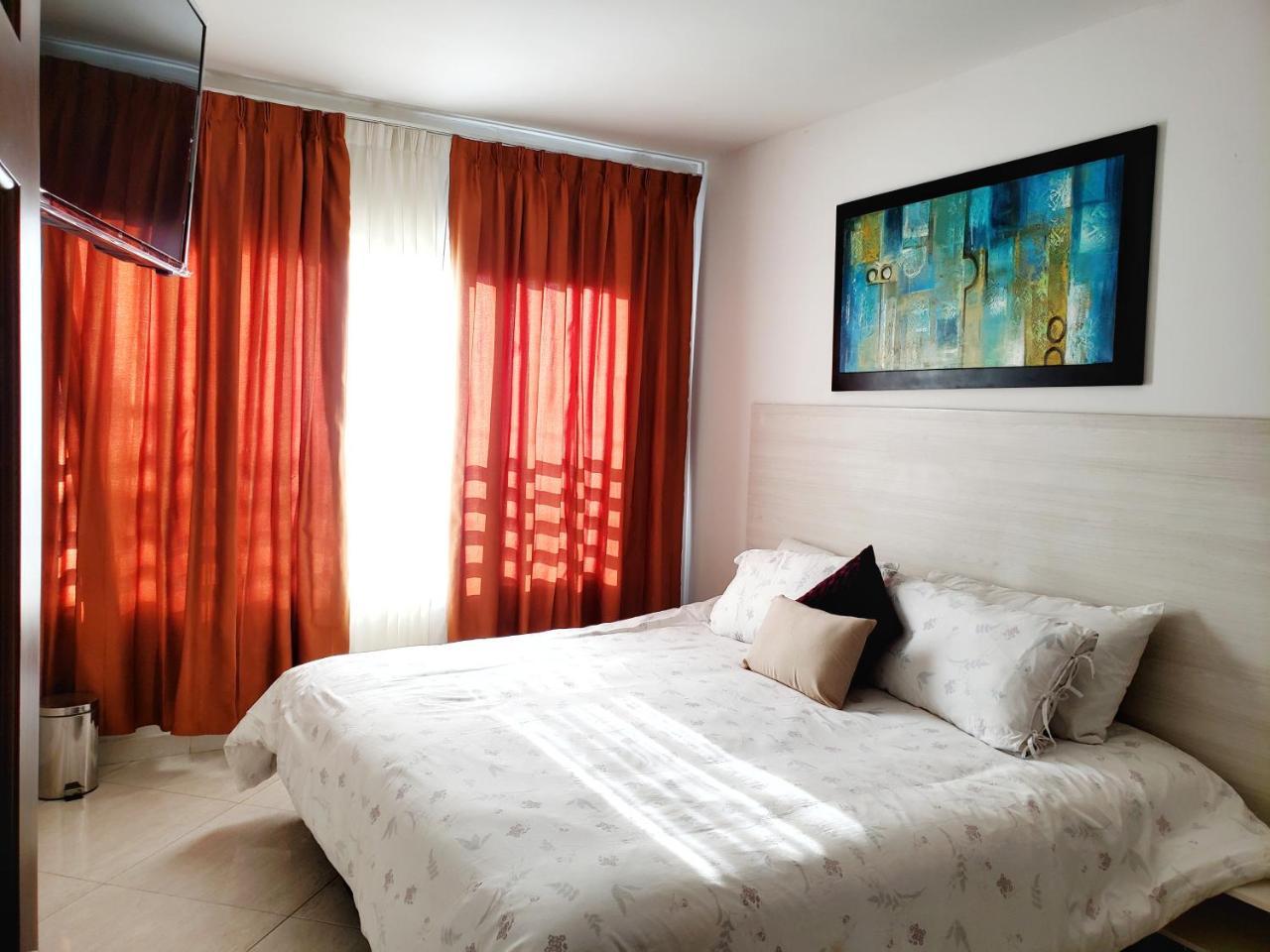 Hotel Radoa El Banco  Exteriör bild