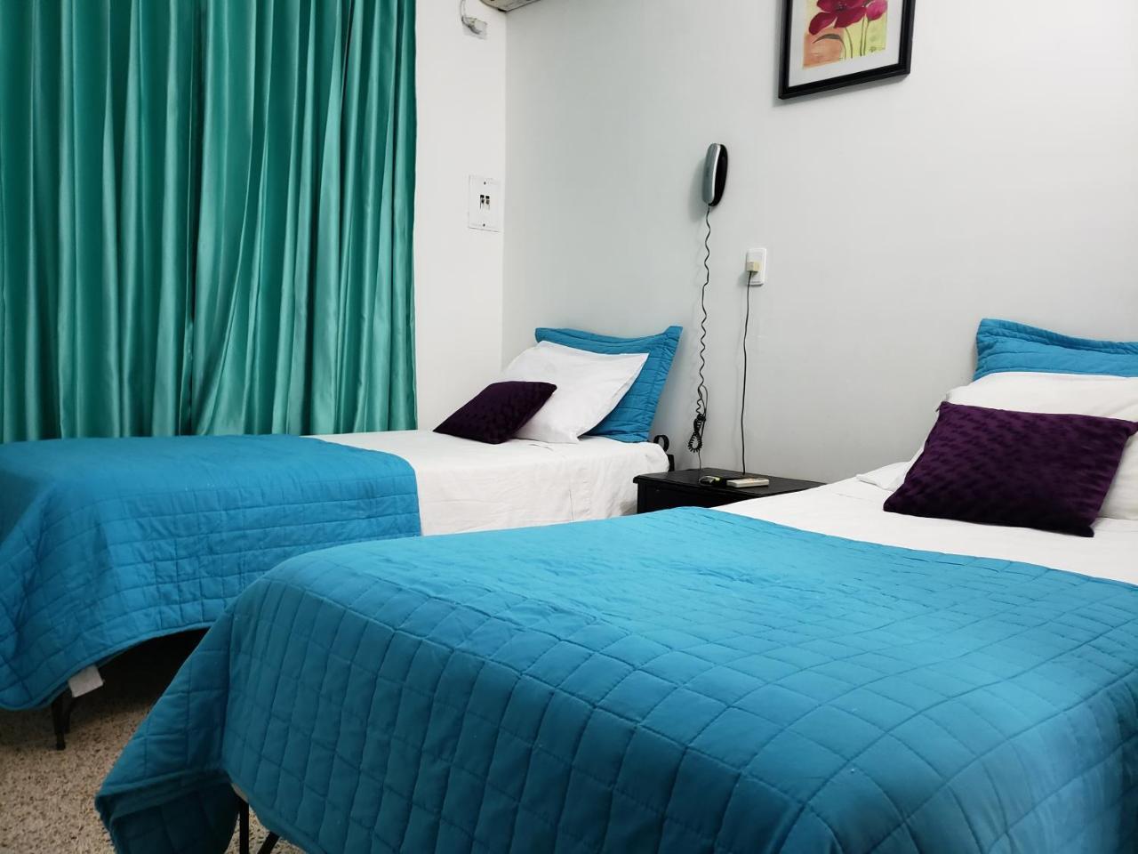 Hotel Radoa El Banco  Exteriör bild